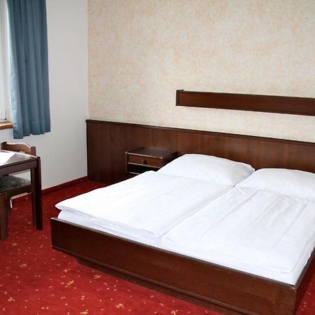 Hotel Mullner Wina Bagian luar foto