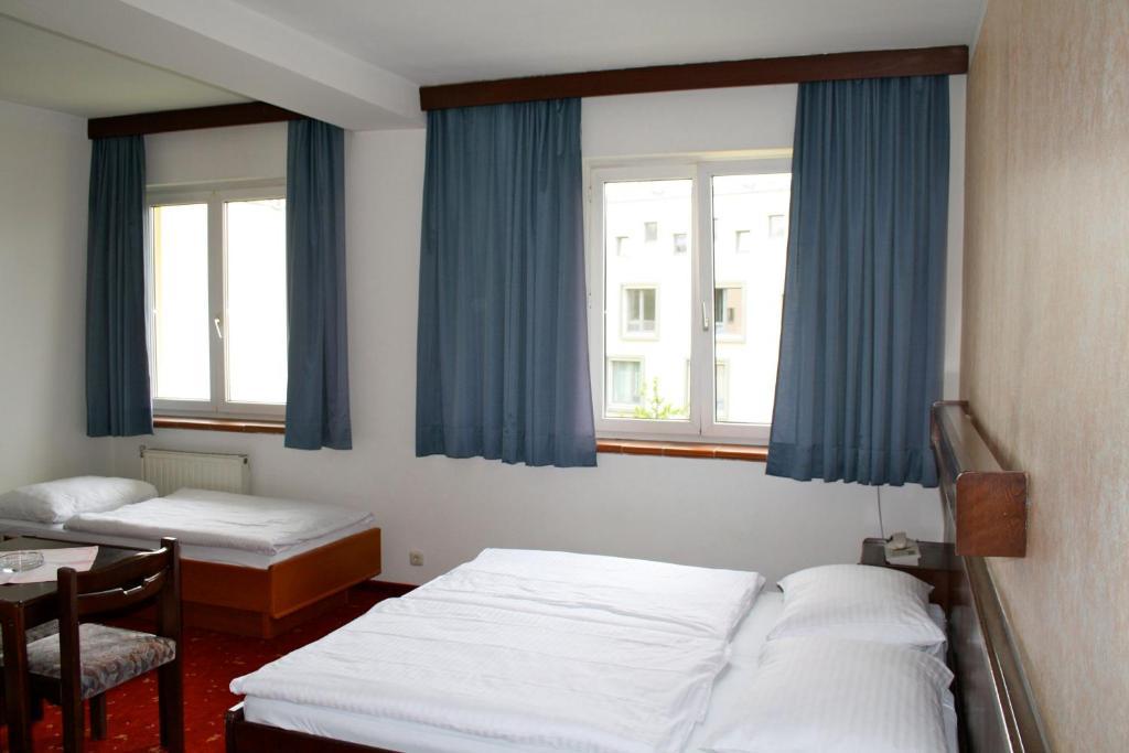 Hotel Mullner Wina Bagian luar foto