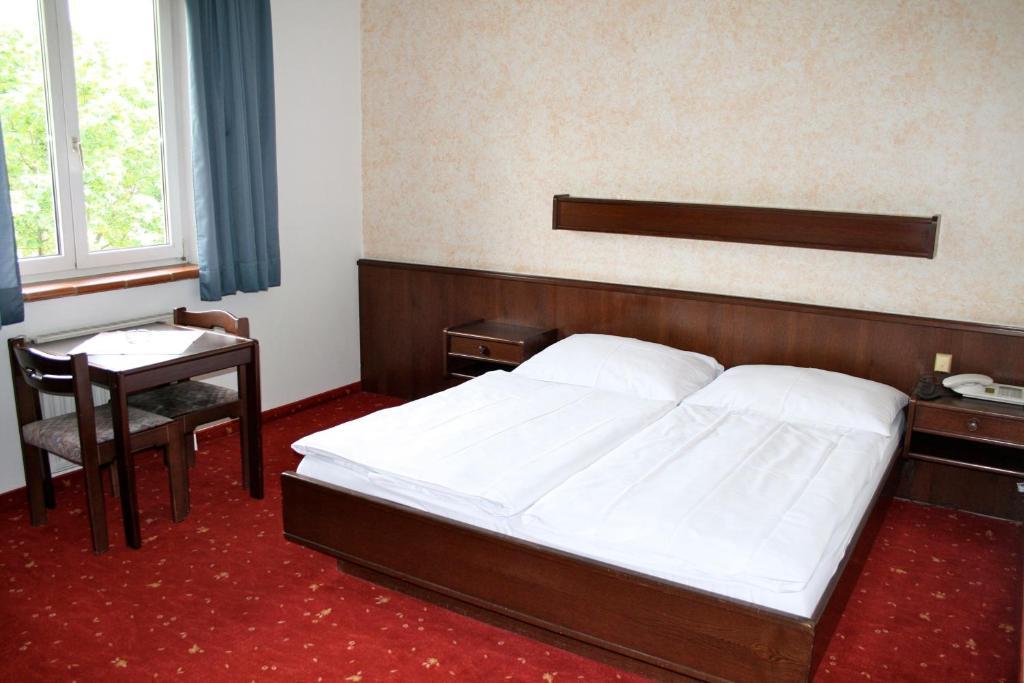 Hotel Mullner Wina Bagian luar foto