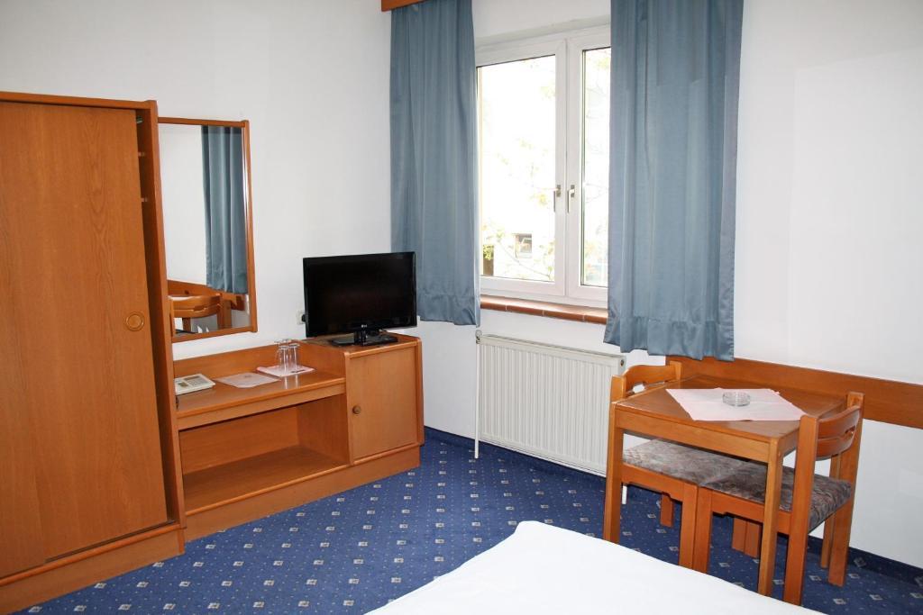 Hotel Mullner Wina Bagian luar foto